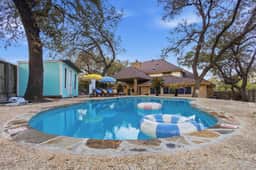Gathering House • Movie & Game Room, Hot Tub, Pool