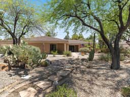 WAZ-4901 E Sunnyside Dr