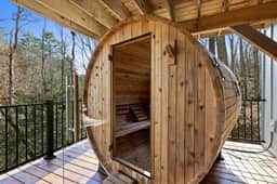 Mountain View • Hot Tub • Sauna • Fire Pit
