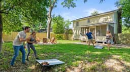 Near USC & Downtown • Fire Pit • Dog Friendly