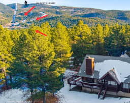 Pah's Haus | Hot Tub | Scenic View | Dog-Friendly