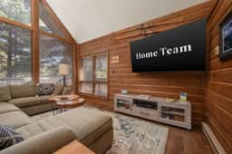 Pah's Haus | Hot Tub | Scenic View | Dog-Friendly