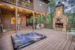 Heated Pool • Mtn Views • Sleeps 20 • Game Room