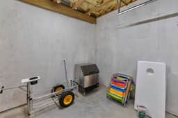 Glory Daze • Private Pool • Ice Maker • EV Charger