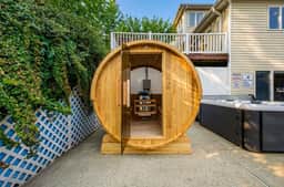 Sleeps 20 | Sport Court | Game Room | Sauna | Spa