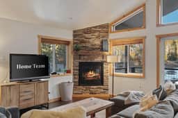 Mountain Retreat | Canoe | Fireplace | Views