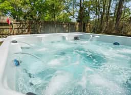 Savannah Oasis | Hot Tub + Pickleball + Putt Putt