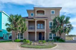 Sunrise Beach Villa~ Beach Views~Private Elevator - Image 2