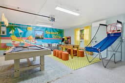 Sleeps 12 • Game Room • Theatre • Tiki Bar • Pool