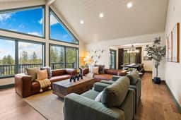 TAMARACK: FALL BASECAMP WITH SAUNA AND GAME ROOM - Image 3