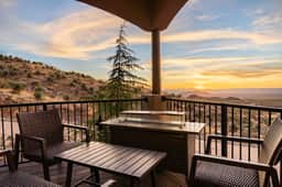 Private Estate: Pool, Views & Events Welcome