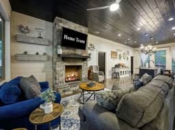 Aspen Creek Lodge • Spacious Luxury Cabin Retreat