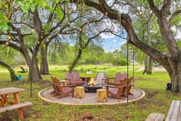 Stillstone Ranch | A Wellness Retreat | Sleeps 32