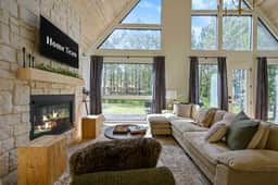 The Denizen | Forest Retreat, Sauna & Hot Tub