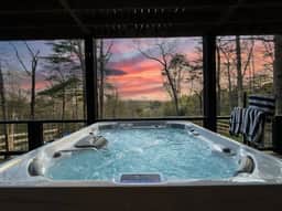 The Glass Cabin | Hot Tub & Sauna