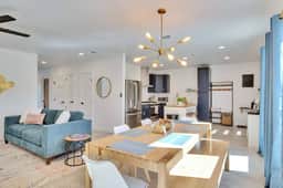 Hill Country Hideaway | Modern Barndominium for 6