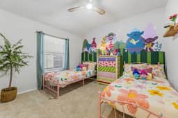 4 Themed Rooms | 11 Min to Universal Kids