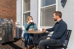 Near Forest Park & Central West End - Sleeps 6