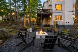 Poconos Retreat: Hot Tub, Fire Pit, Game Room - Image 3