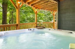 Lobo Lodge - Movie Theatre - Hot Tub - Stunning View - Image 2