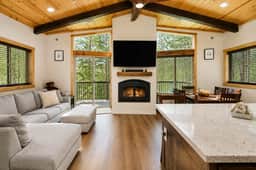 Hilltop Cabin | Fireplace - Games - Views - Image 2