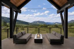 Bear Scratch | Mountain Views & Modern Luxury - Image 3
