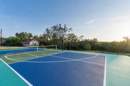 The Canyon Social | Pool • Hot Tub • Sport Court - Image 5