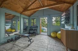 6BR Mountain Getaway Pool Hot Tub Game Room - Image 4