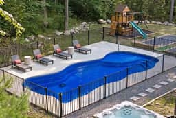 Epic Poconos Pad: Pool, Hot Tub, Gym, Golf Sim - Image 2