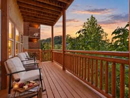 Smoky Views • Private Pool • Hot Tub • Game Room - Image 3