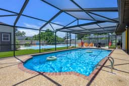 Sports Court • Putt Putt • Gym • Pool • Hot Tub - Image 5