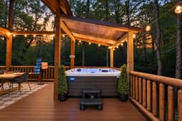 The Hocking House | Hot Tub • Fire Pit • Games - Image 3