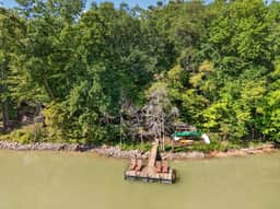 Lakefront~Dock~Hot tub~Firepit~Dog Friendly! - Image 2