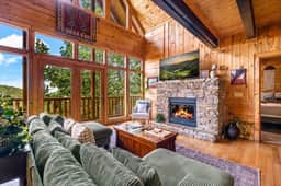 Mistwood Manor | Hot Tub • Sauna • Game Room - Image 2