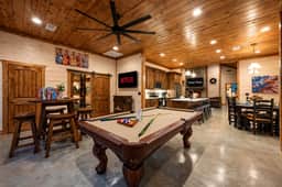 Broken Bow Retreat | Pool, Hot Tub & Games - Image 4