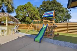 Fort Walton Oasis | Pool | Games | Tiki Bar - Image 4