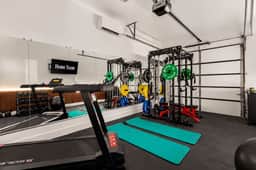Austin Oasis: Pool, Hot Tub, Sauna, Gym, Mini Golf - Image 4