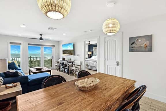 Incredible Ocean Views, Direct Beach Access, Pool - Image 1