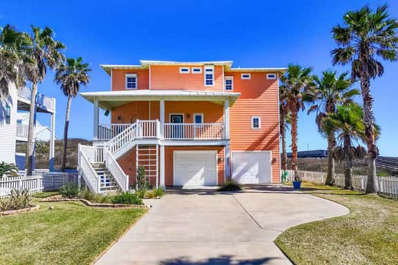 Amazing Beach Views~Boardwalk to Beach~Shared Pool - Image 1