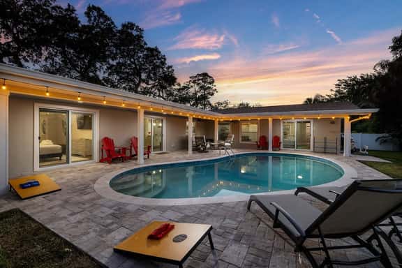 10 Mins to Beach-Heated Pool~Ping Pong+Pool Table - Image 1