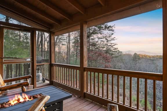 Mountain Views | Hot Tub | Fire Pit | BBQ - Image 1