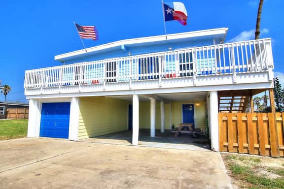 Nauti Mermaid~Private Pool~Sleeps 14~Dog Friendly - Image 1