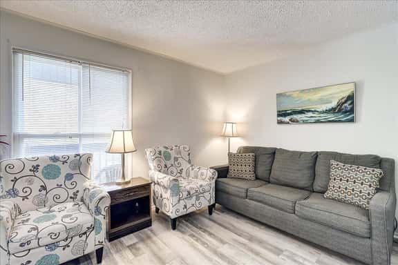Pompano- 2 Min Drive to Beach! | Sleeps 4 - Image 1