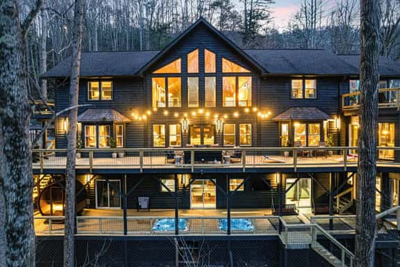 7k sq ft Mountain Estate -The Most Epic Experience - Image 1