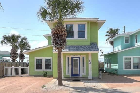 Casa Bella- Community Pool View | 0.3 mi to Beach - Image 1