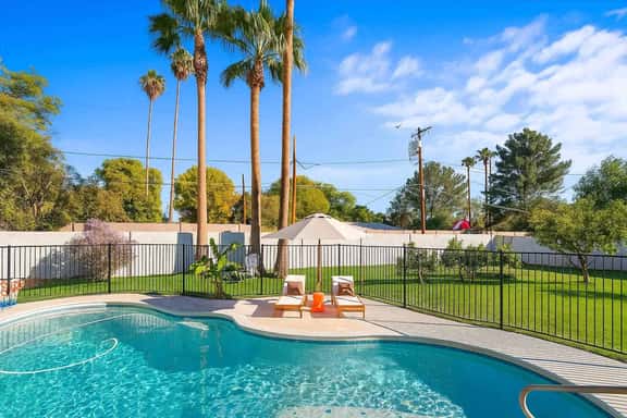 The Citrus House | Pool & Hot Tub Right in Arcadia - Image 1