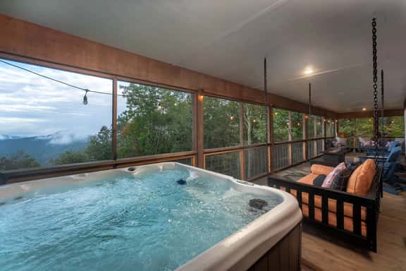Min to Hatley Pointe: Views-Hot Tub-Sauna-Games - Image 1