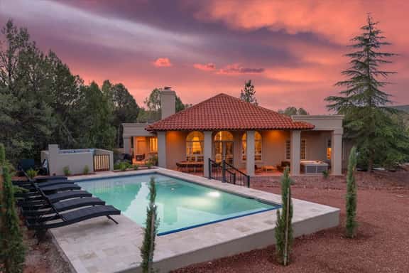 NEW Heated Pool & Outdoor Fun: HotTub,Games & More - Image 1