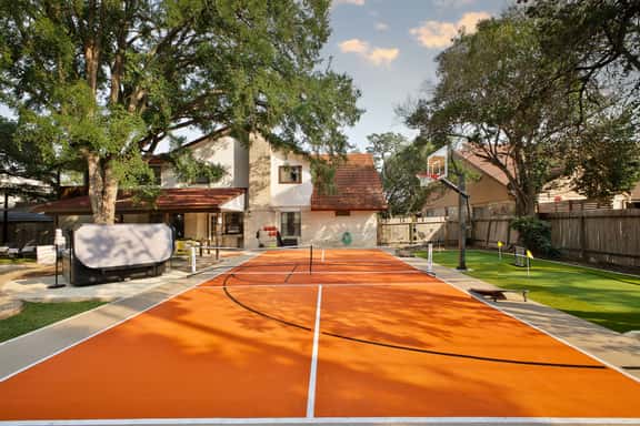Poolside Pickleball • Heated Pool • Golf • Hot Tub - Image 1