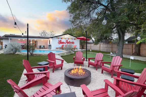 Starcrest 4 Br Haven~Pool~Hot Tub~Putt Putt~Arcade - Image 1
